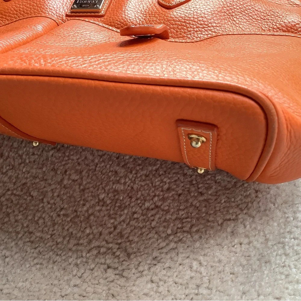 Dooney and Bourke Genuine Leather handbag. Orange - Picture 10 of 10